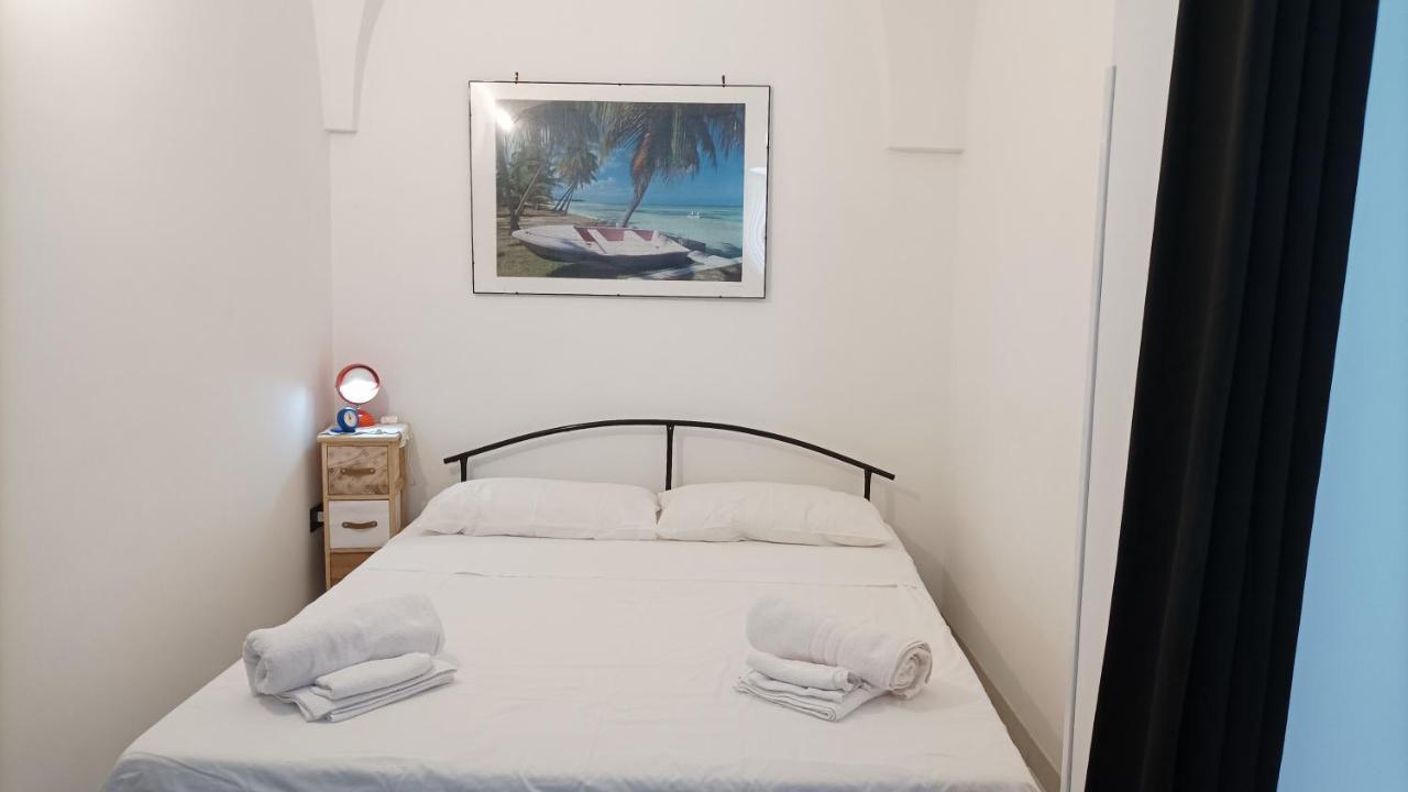 הוילה אוסטוני Miniecocasa Ottocentesca In Zona Free-Parking Ed Ecoclimatizzata מראה חיצוני תמונה